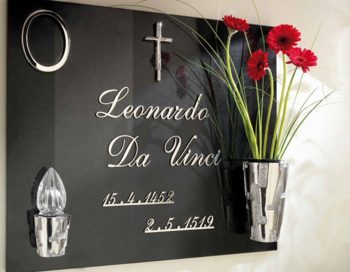 колумбарные плиты