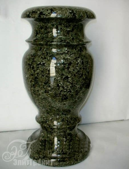 Вечность в масловском граните